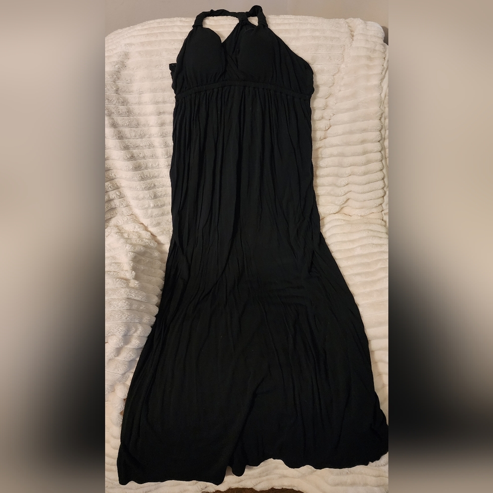 Elegant Black Halter Maxi Dress